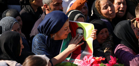 2022-11-21T1257RTRMADP_3_SYRIA-SECURITY-TURKEY-FUNERAL.JPG