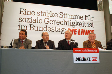 Getragen von der Bewegung gegen die Agenda 2010: Klaus Ernst, Gr...