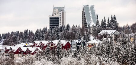 Wahrzeichen Oberhofs – das 1969 als Interhotel gegründete Hotel ...