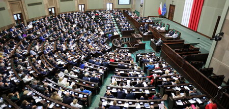 Misstrauensvotum gegen den Jusitzminister: Das polnische Parlame... Misstrauensvotum gegen den Jusitzminister: Das polnische Parlame...