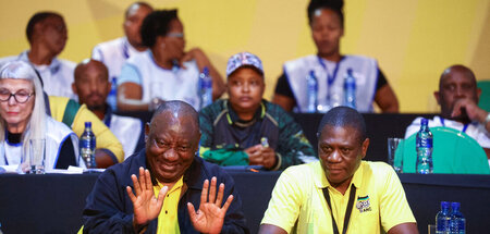 Wiederwahl trotz Hindernissen: Cyril Ramaphosa (l.) bleibt ANC-P...