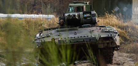 Schützenpanzer vom Typ »Puma« auf einem Übungsplatz (Munster, 7....