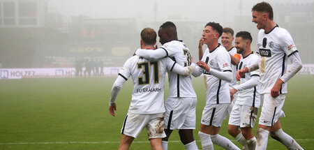 Fahren auf Sicht: Das Team des SV Elversberg (12.11.2022)