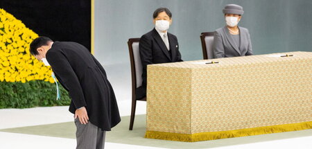 Gedenken an die Niederlage im Zweiten Weltkrieg: Japans Premierm...