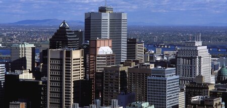 Zwei Jahre lang sollen Ausländer in Kanada keine Immobilien erwe... Zwei Jahre lang sollen Ausländer in Kanada keine Immobilien erwe...