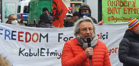 Can Dündar auf einer Solidaritätskundgebung mit der Studentenbew...