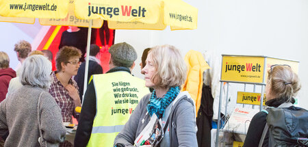 jW-Abostand auf der Rosa-Luxemburg-Konferenz in Berlin, 2018