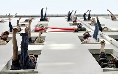 Aktive Mittagspause: Arbeiterproteste am 1. Mai 2008 in Istanbul...