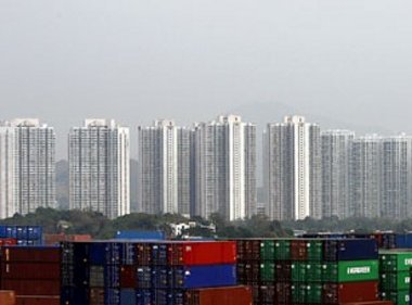 Stillstand im Containerterminal in Hongkong. Die asiatischen Sch...