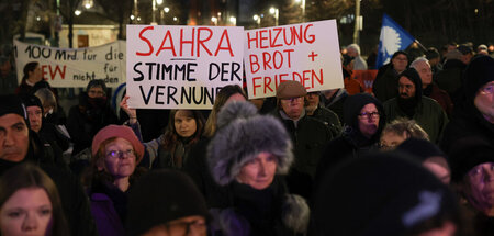 Teilnehmer der Kundgebung am Donnerstag in Berlin-Schöneberg