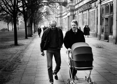 In den 80er Jahren auf der Ostberliner Karl-Marx-Allee. Ähnliche...