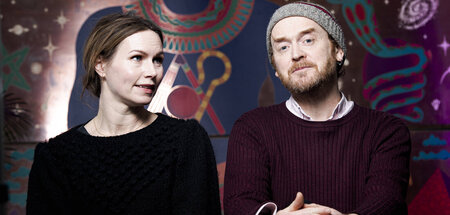 About lovely People: Nina Persson (l.) und James Yorkston (r.)
