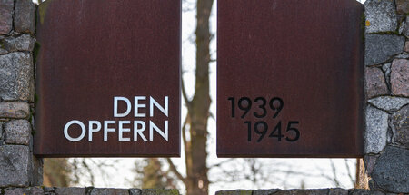 Denkmal für die Opfer des Zweiten Weltkrieges (Kienitz, 16.1.202...