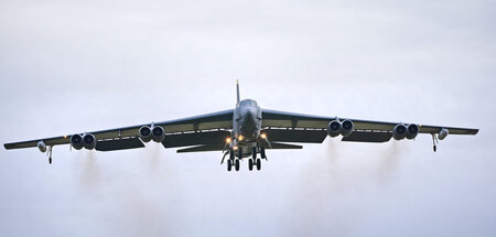 Die USA üben regelmäßig den Atomkrieg: »B-52«-Bomber bei Manöver...