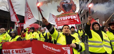 »Die Stimmung ist gut, die Leute sind entschlossen« – Warnstreik...