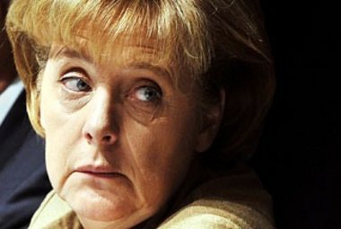 Die Bundeskanzlerin ließ sich am Freitag von Arbeitgeberpräsiden... Die Bundeskanzlerin ließ sich am Freitag von Arbeitgeberpräsiden...