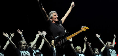 »We don’t need no thought control«: Roger Waters bei »The Wall« ...