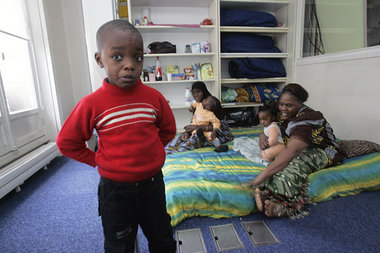 »Bekanntschaft schließen«: Migrantenfamilie in Paris »Bekanntschaft schließen«: Migrantenfamilie in Paris