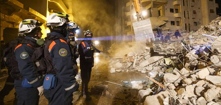 Unbürokratische Hilfe: Mitarbeiter des russischen Katastrophensc...