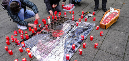 Mahnwache vor der Residenz des Essener Bischofs (21.1.2022) Mahnwache vor der Residenz des Essener Bischofs (21.1.2022)