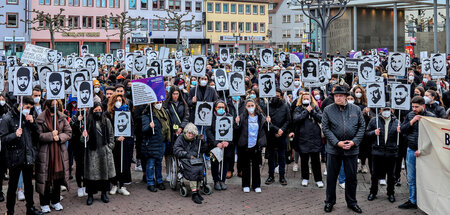 »Sagt ihre Namen«: Kundgebung für die Opfer des rassistischen At...