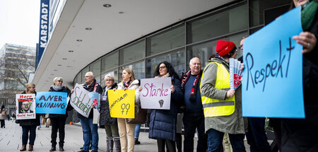 Nächste Zeche nach Jahren des Einkommensverzichts: Galeria-Mitar...