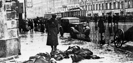 Opfer eines Bombardements während der Belagerung (Leningrad, 194...