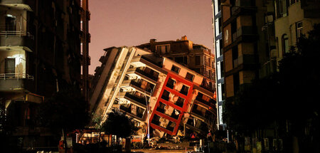 Ein vom Erdbeben zerstörtes Gebäude in Antakya, in der Türkei.