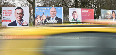 Wahlplakate im Stadtteil Sachsenhausen (10.2.2023)