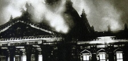 Das brennende Reichstagsgebäude, 1933