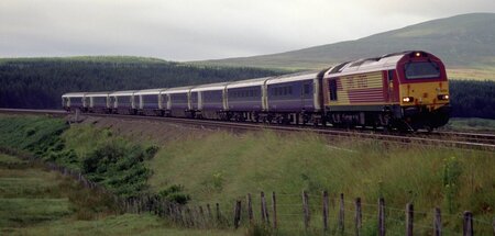 Seit 1873 verbindet der »Caledonian Sleeper« Aberdeen im Norden ...