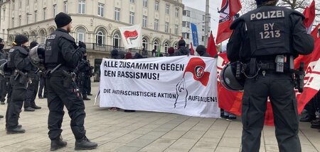 Repression gewohnt: Solidaritätsdemonstration am Sonntag in Augs...