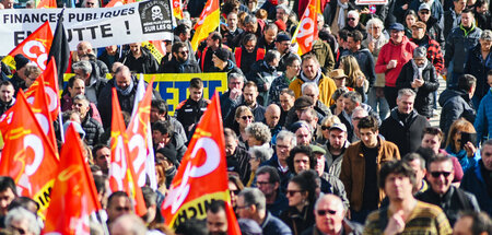 Allein in Clermont-Ferrand demonstrierten am Mittwoch laut Gewer... Allein in Clermont-Ferrand demonstrierten am Mittwoch laut Gewer...