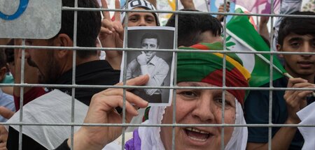 Solidarität mit dem politischen Gefangenen Selahattin Demirtas w...