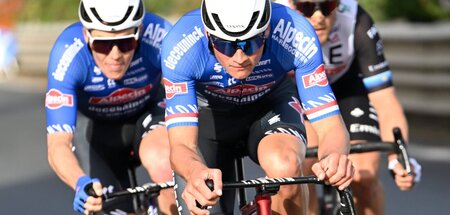 Mit den letzten Reserven: Mathieu van der Poel beschleunigt zum ... Mit den letzten Reserven: Mathieu van der Poel beschleunigt zum ...