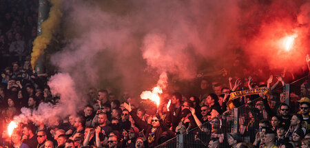 Der Diskurs um Pyrotechnik muss neu entflammt werden: Eintracht ...