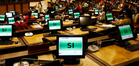 Schlechte Karten für rechten Staatschef: Debatte über Amtsentheb...