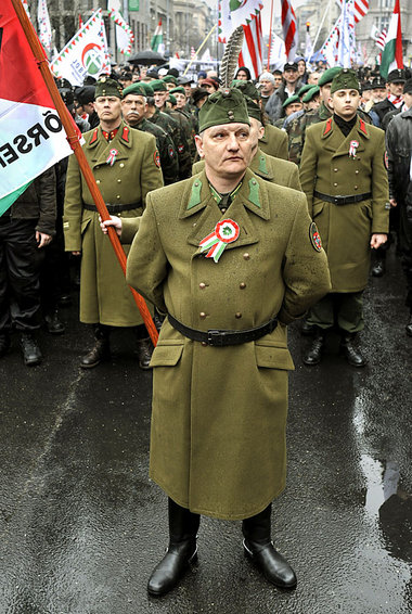 Budapest in diesem März: Die ungarische Reaktion marschiert in U...