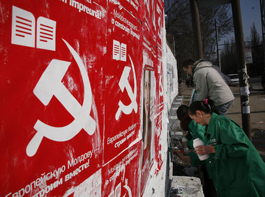 Etikettenschwindel: Die seit 2001 regierende Kommunistische Part... Etikettenschwindel: Die seit 2001 regierende Kommunistische Part...