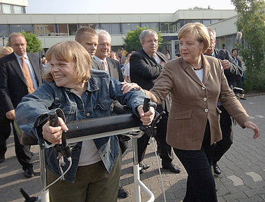 Unterstützung von ganz oben: Angela Merkel zu Besuch bei Bethel ... Unterstützung von ganz oben: Angela Merkel zu Besuch bei Bethel ...