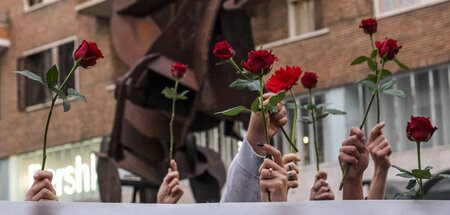 »Und mit eins geht mitten in dieser angsterfüllten Welt wertebas...