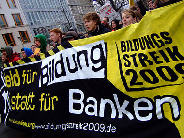 »Bildungsblock« auf der Anti-Krisen-Demo am Sonnabend in Berlin