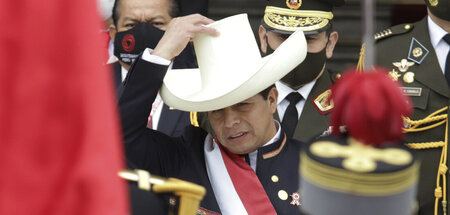 Der peruanische Präsident Pedro Castillo nach seiner Vereidigung...