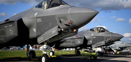 Mehr als jedes dritte Rüstungsgut weltweit stammt laut dem Fried...