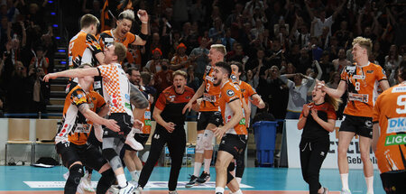 Richtig langweilig wird es nie: Meister werden (BR Volleys gegen... Richtig langweilig wird es nie: Meister werden (BR Volleys gegen...