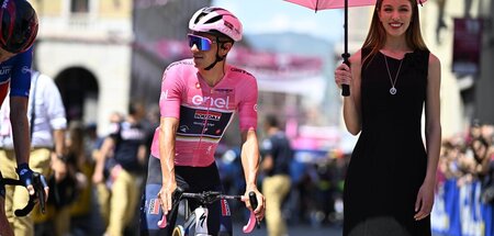 Machtdemonstration von Beginn an: Remco Evenepoel im Rosa Trikot