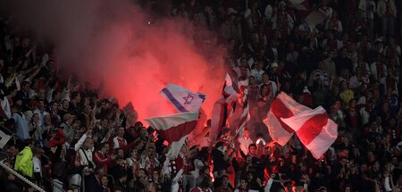 Der Davidstern ist allgegenwärtig: Ajax-Fanblock (27.9.2005) Der Davidstern ist allgegenwärtig: Ajax-Fanblock (27.9.2005)