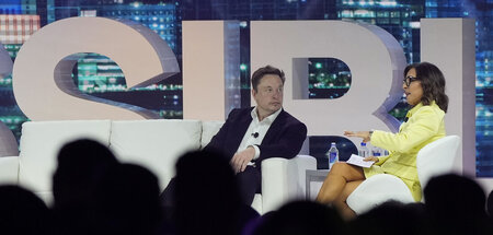 Auf dem Weg zur Alles-App: Twitter-Eigentümer Elon Musk mit sein