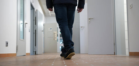 Warten auf die Deportation: Abschiebeknast in Glücksstadt (20.7.... Warten auf die Deportation: Abschiebeknast in Glücksstadt (20.7....