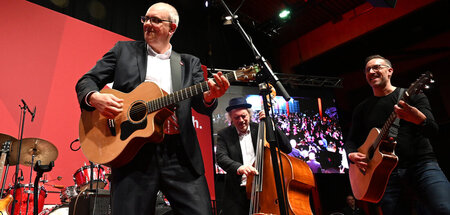 Rockin’ All Over the Weser: Bremens Bürgermeister Andreas Bovens...